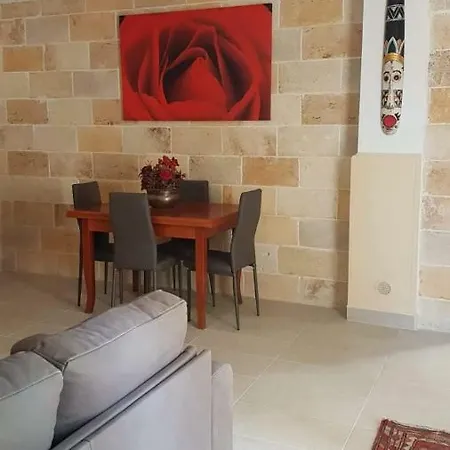 Casa Di Maggio Feriehus *